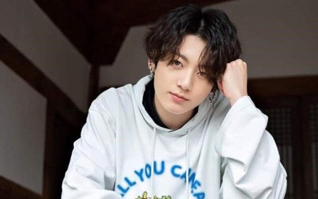Jungkook (BTS) trở lại con đường solo với dự án âm nhạc mới