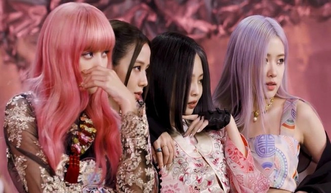 BLACKPINK mang thông điệp ẩn dụ về tình yêu vào MV mới