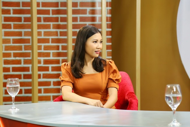 MC, diễn viên Huỳnh Ngân chia sẻ bí mật sau những vở kịch ma