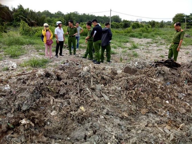 Đã lấy mẫu để kiểm tra vụ dùng rác thải san lấp mặt bằng