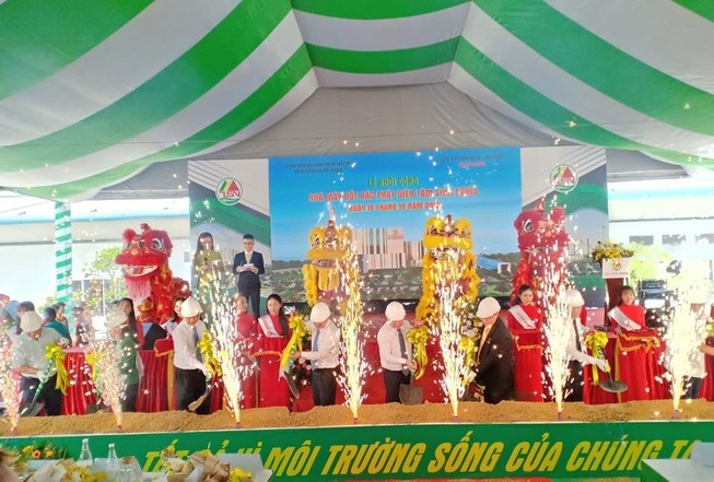 Lãnh đạo TP.HCM dự lễ khởi công nhà máy đốt rác phát điện