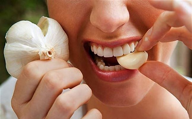 Chỉ cách ăn uống trị COVID-19 bậy sẽ bị phạt nặng