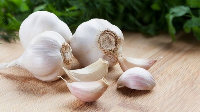 Tỏi có thể giúp giảm cân và giảm huyết áp