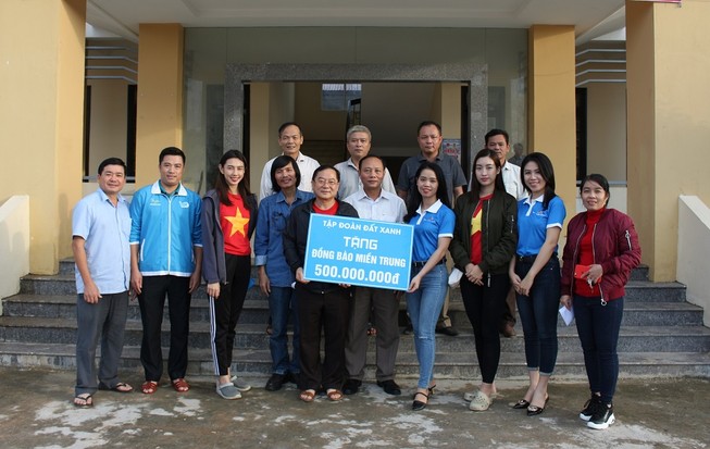 Tập đoàn Đất Xanh hỗ trợ đồng bào miền Trung 500 triệu đồng