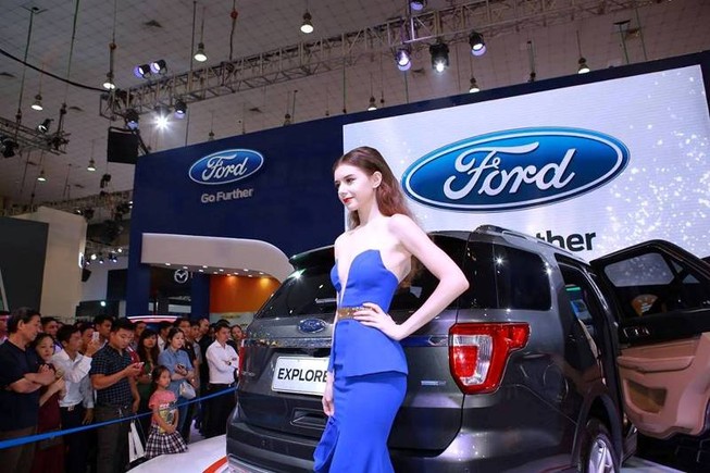 Sốc: Ô tô nhập khẩu vào Việt Nam tăng 500 lần