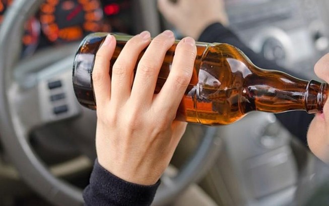 Xe hơi phát hiện được tài xế say xỉn
