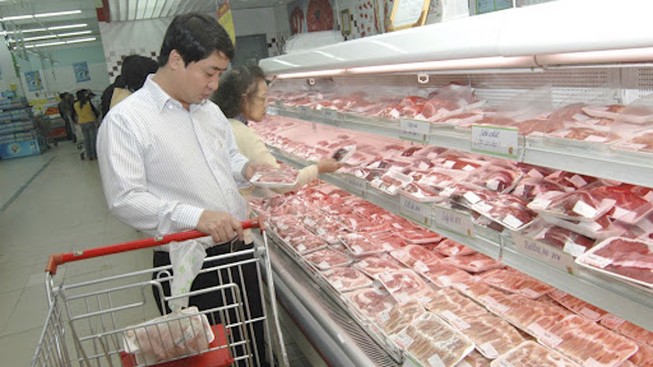 Hơn 25.000 tấn thịt heo Canada, Đức... ồ ạt vào Việt Nam