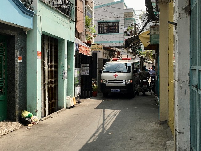 2 người ở TP.HCM nguy cơ cao nhiễm COVID-19