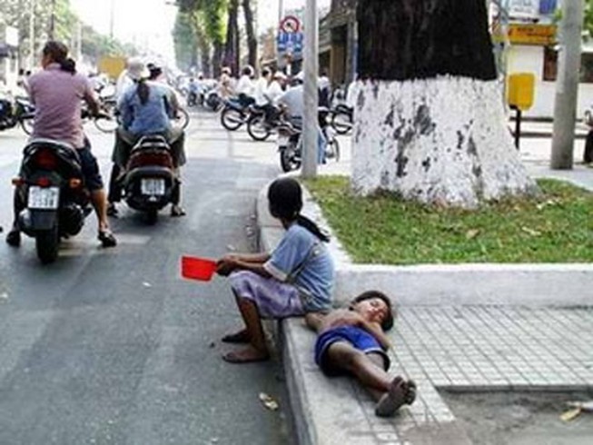 TP.HCM đưa người ăn xin vào cơ sở xã hội phòng dịch COVID-19
