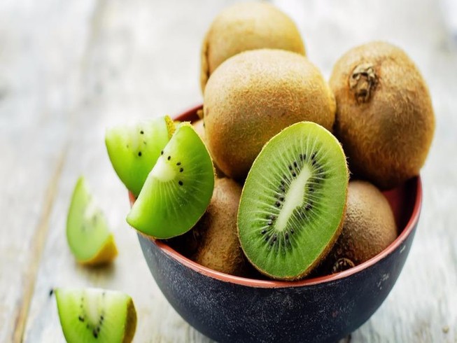 Lý do bạn nên ăn kiwi trong những ngày du xuân