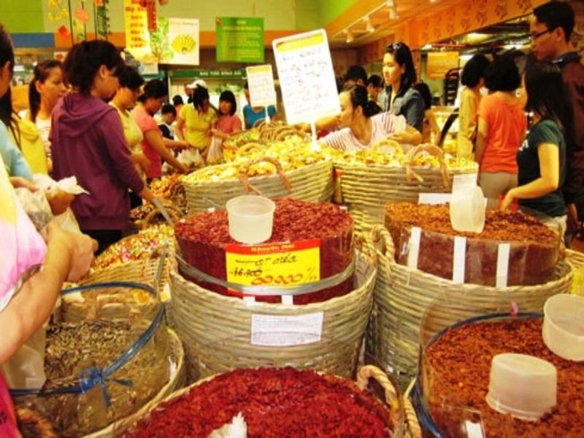Không để thực phẩm bẩn vào bữa ăn ngày Tết