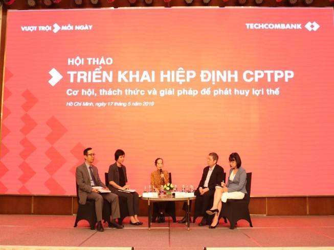 Techcombank tổ chức hội thảo kinh tế thường niên