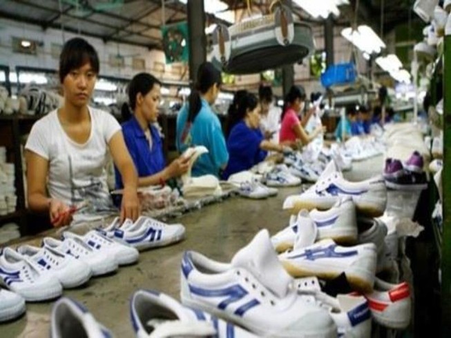 Thương hiệu vang bóng một thời chỉ muốn lãi bằng...quán phở