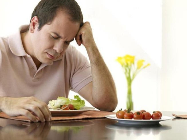 Vì sao trời nóng lại khiến bạn chán ăn?