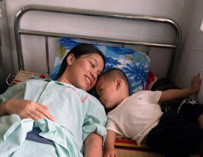 Xúc động lá thư của cô Thắm gửi anh phóng viên 'bụng bự'