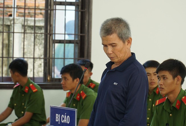 Kẻ giết bé 10 tuổi giấu thi thể dưới chậu kiểng thoát án tử