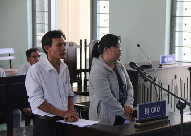Hủy toàn bộ 2 bản án tráo máy phát cho dân nghèo