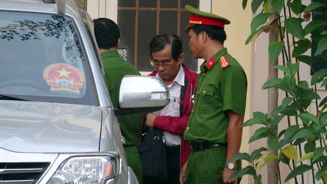 Chủ tịch HĐND TP Phan Thiết bị bãi nhiệm