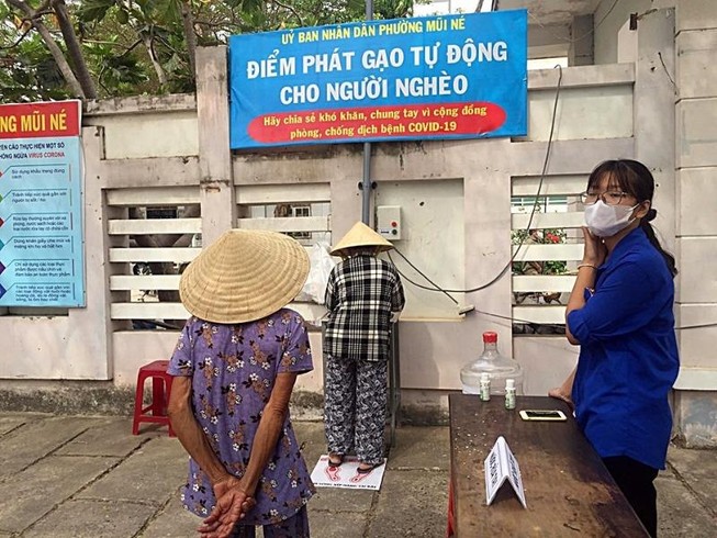 Thêm 1 ATM gạo nghĩa tình miễn phí ở Mũi Né