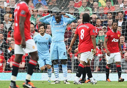 10 thất bại 'nhục nhã' nhất của M.U trong lịch sử Premier League