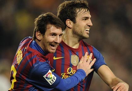 Dự chi 250 triệu euro, Chelsea liên hệ với bố Messi?