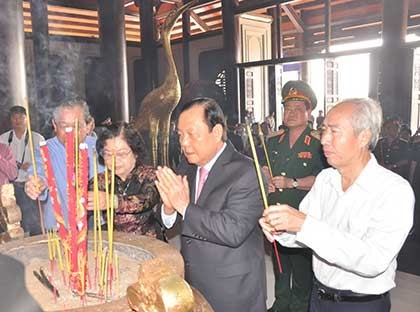 TP.HCM phấn đấu tiếp tục “đi trước, về trước”