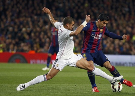 Trọng tài bắt 'ép' Barcelona trong trận siêu kinh điển với Real