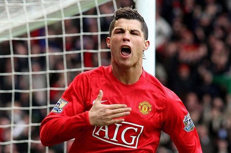 ‘Ước mơ của Ronaldo là được trở lại Anh khoác áo M.U’