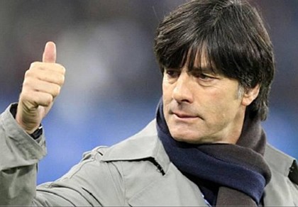 HLV Joachim Loew quyết không lùi bước trước khủng bố