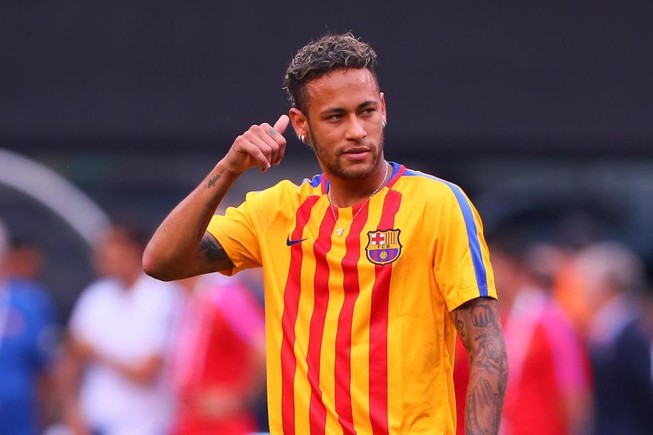 PSG tốn bao nhiêu tiền để có Neymar?