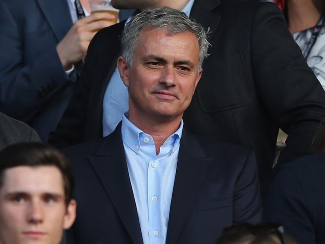 Lộ bảng lương gây sốc của sao MU: Không ai hơn Mourinho