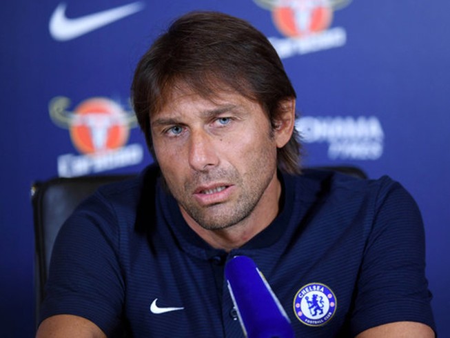 HLV Conte tuyên bố cực sốc về Chelsea