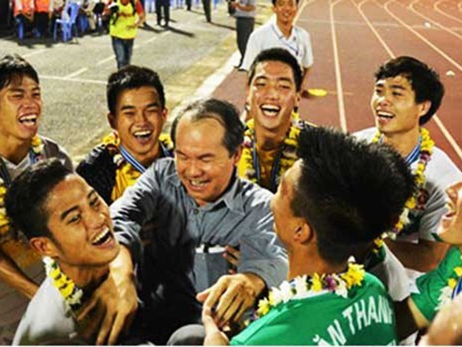 Bầu Đức dang dở giấc mơ vô địch SEA Games
