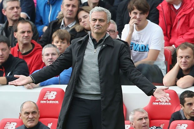 Mourinho hai lần từ chối Liverpool như thế nào?