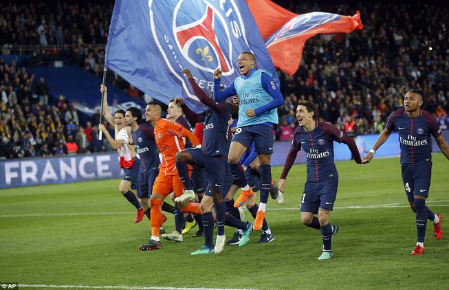 Hủy diệt đối thủ trực tiếp Monaco, PSG chính thức vô địch Pháp