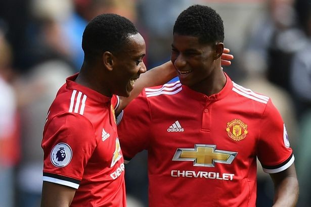 Mất Lukaku, Mourinho ‘hạ mình’ nhờ Rashford, Martial giúp MU