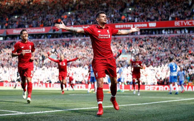 Chelsea thua sốc, Liverpool thảnh thơi cán đích top 4