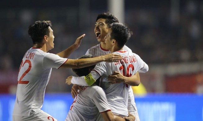 Hạ Indonesia 3-0, U-22 Việt Nam giành HCV SEA Games lịch sử