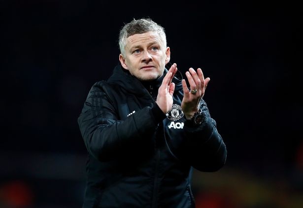 HLV MU giận vì FA ưu ái Man City