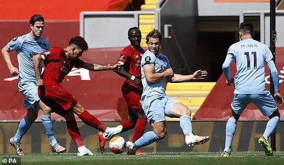 Hàng công vô duyên, Liverpool nguy cơ lỡ mục tiêu 100 điểm