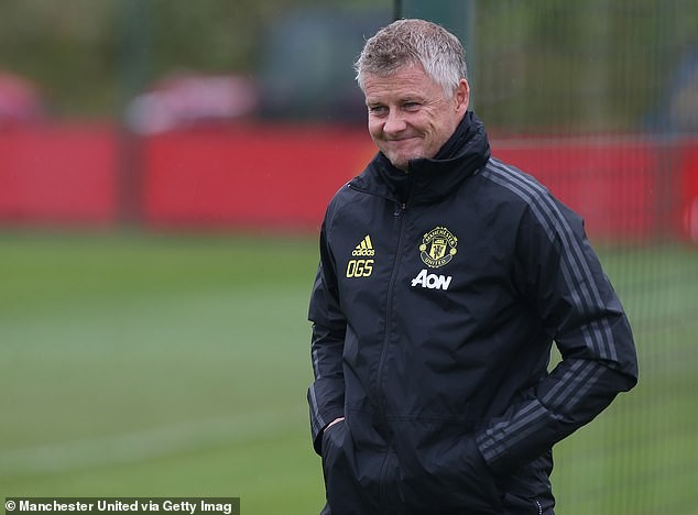 MU rộng cửa vào Top 4, HLV Solskjaer nhắc đến Champions League