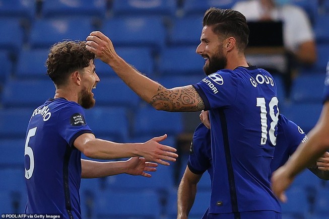 Bàn thắng phút bù giờ giúp Chelsea giành 3 điểm quý giá