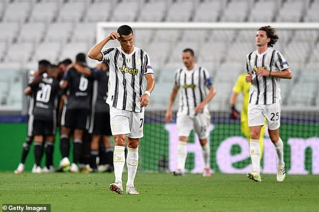 UEFA công bố 23 cầu thủ hay nhất Champions League: Bất ngờ CR7