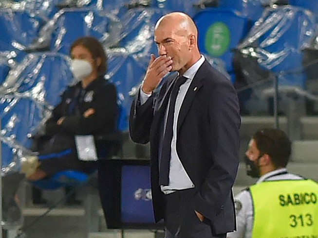Real Madrid bị cầm hòa, Zidane nói không 'trù dập' học trò
