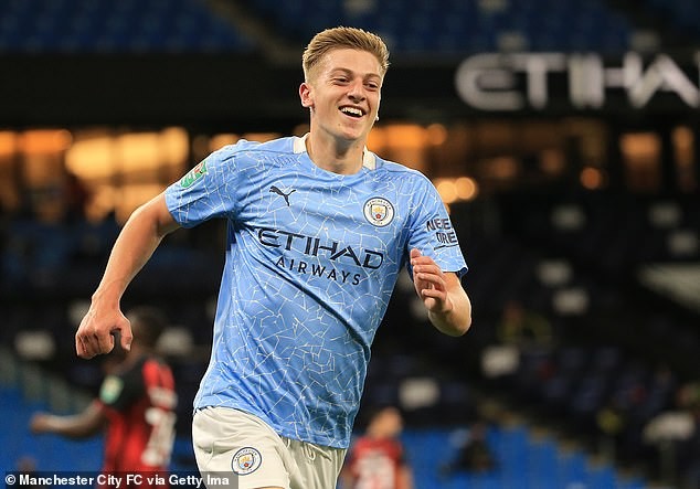 Giấc mơ thành sự thật của sao trẻ 17 tuổi Man City