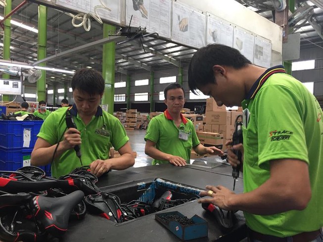 Ngành tiêu dùng nhận lương 'khủng' 300 triệu/tháng