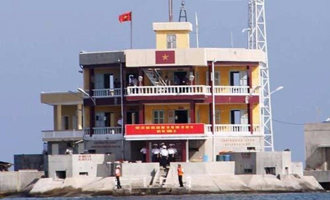 Cán bộ, chiến sĩ đảo Đá Đông nói gì khi bão đi qua?