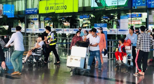 Nhiều hãng lữ hành bắt tay hàng không tung khuyến mãi lớn