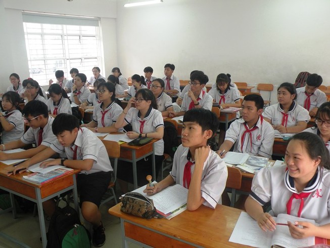 Muốn chuyển trường cho con, chỉ cần ngồi nhà nhấp chuột