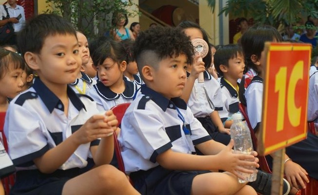 TP.HCM quy định các khoản thu đầu năm học mới